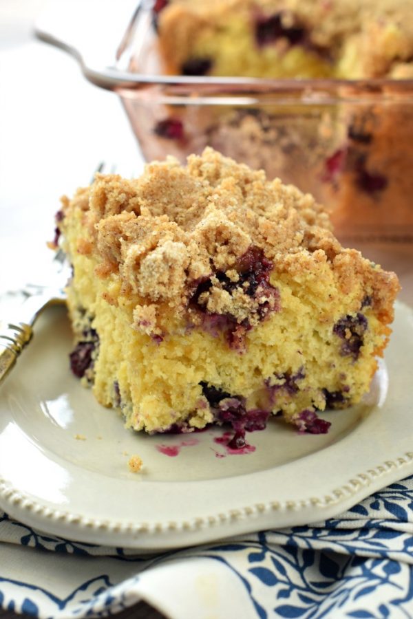 the best streusel topped blueberry buckle breakfast cake