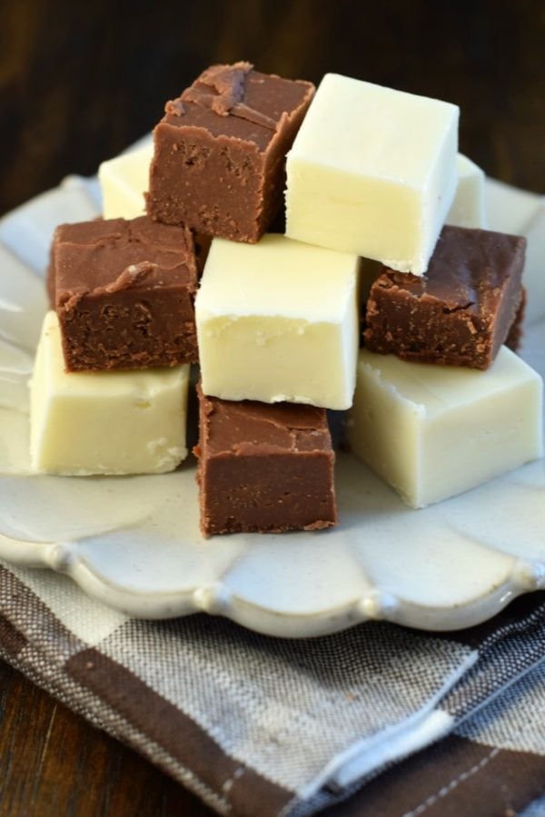 how to make chocolate fudge – easy, delicious recipe