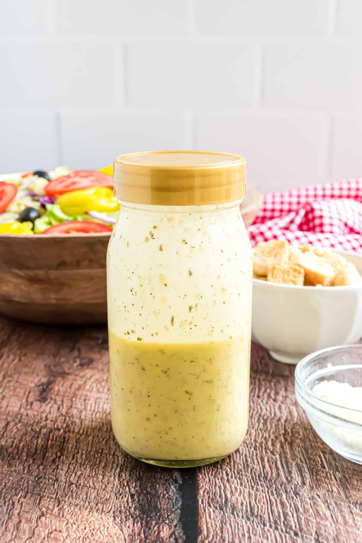 Homemade olive garden italian dressing in a mason jar.