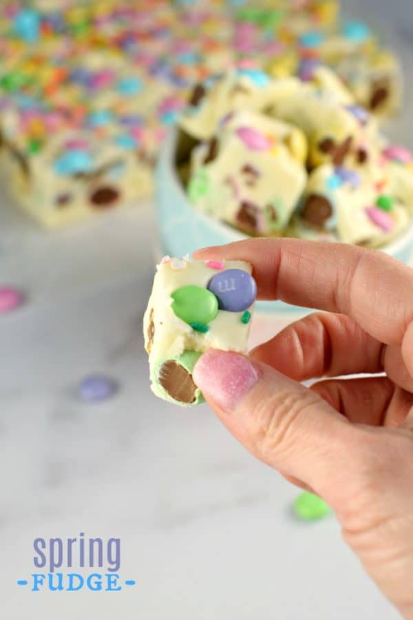 No matter the Spring holiday, this easy Easter Fudge recipe is perfect. Vanilla Fudge with pastel candies and sprinkles!