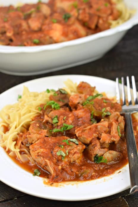 Hearty Chicken Cacciatore Recipe made in the Instant Pot for an easy weeknight dinner. Packed with flavor from tomatoes, mushrooms, chicken, and herbs!