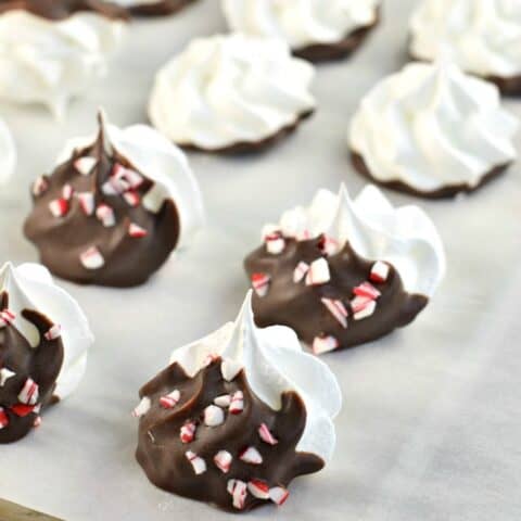 Peppermint Meringue Cookies