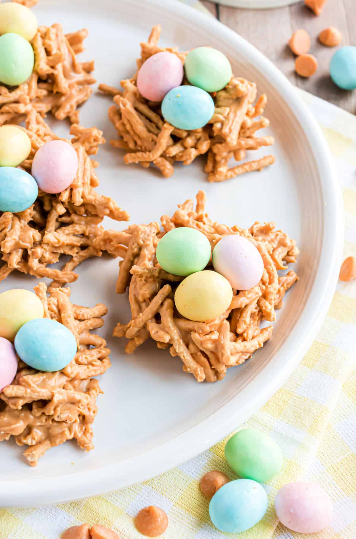 Easter haystacks to resemble bird nests.