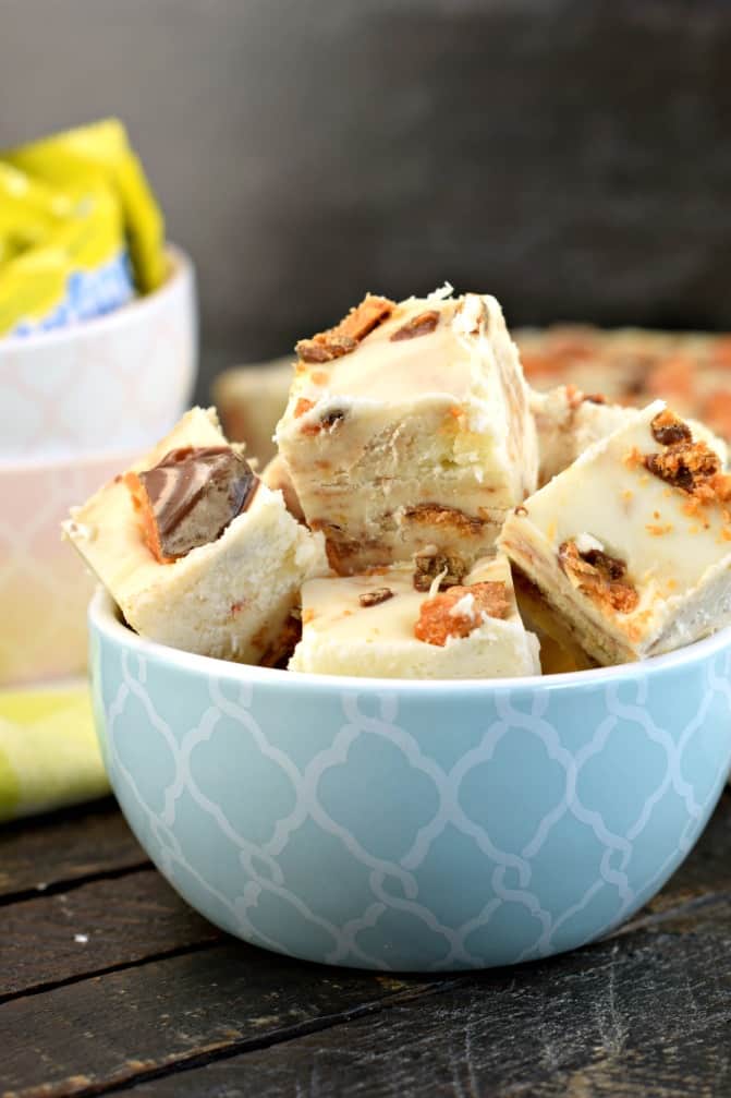 Blue bowl with white chocolate butterfinger fudge.