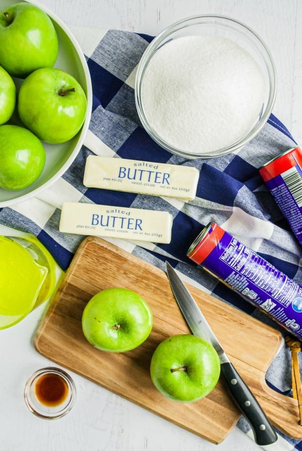 Ingredients needed for pioneer woman apple dumpling recipe.