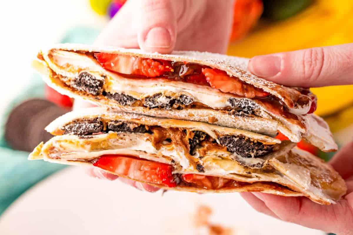 Tortilla hack filled with strawberries, nutella, oreos, and more.