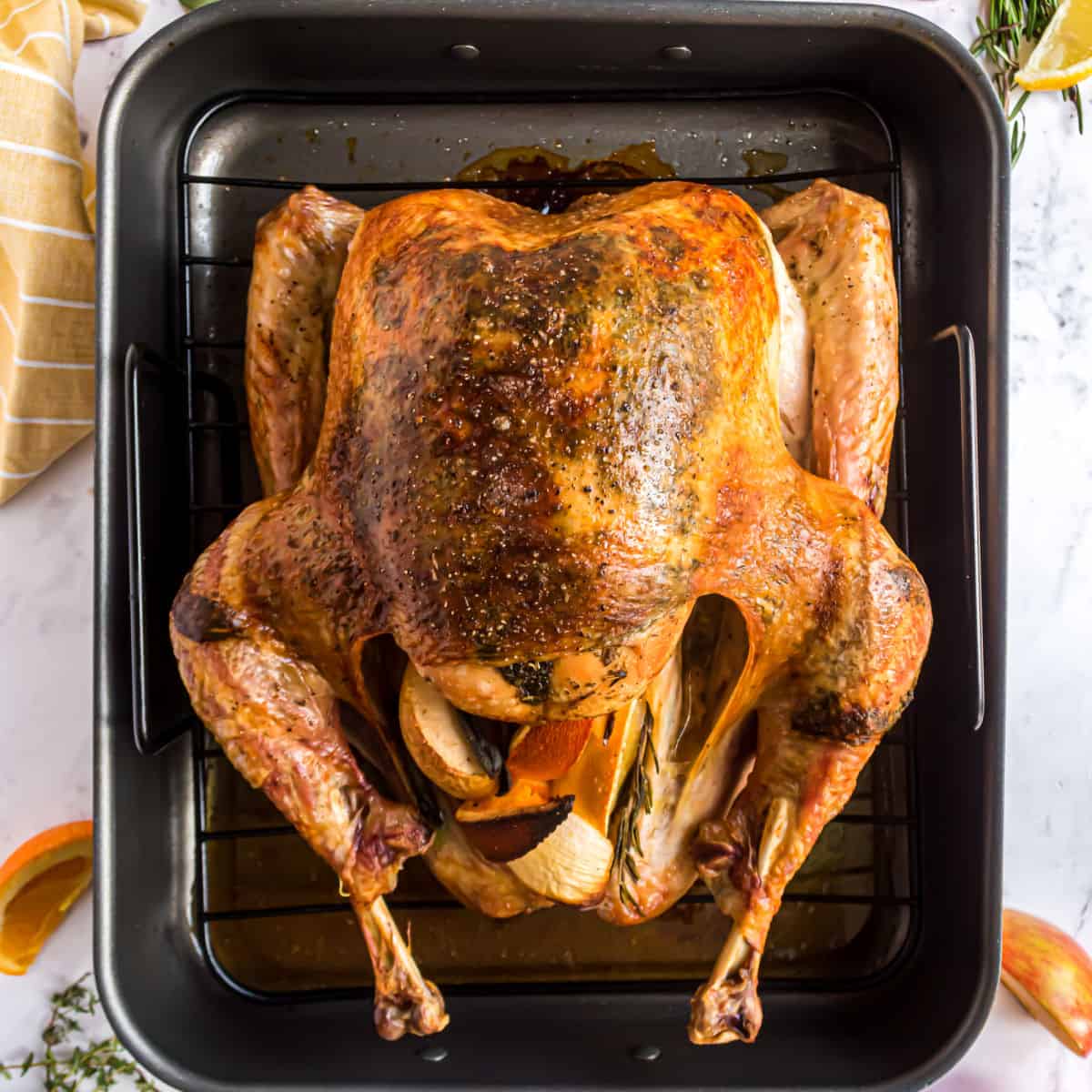 Easy Thanksgiving Turkey Recipe - Shugary Sweets