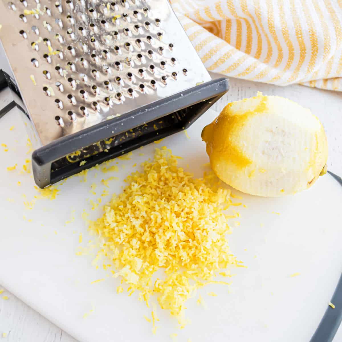 hese three easy methods! Lemon zest is a quick and easy way to add zesty citrus flavor to any recipe.