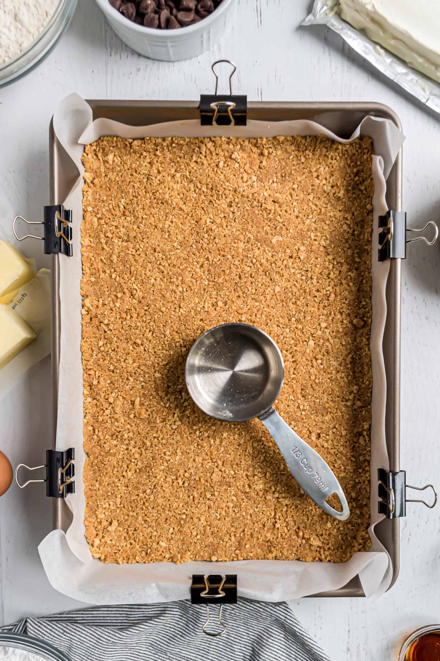 Graham cracker crust in a 13x9 baking dish.