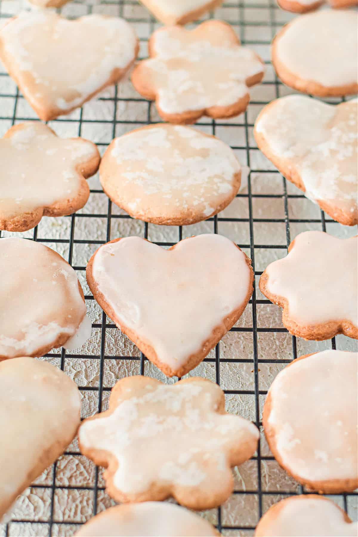 Lebkuchen cookies cooling on a wire rack.