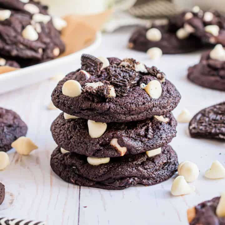 Soft and chewy Cookies and Cream Cookies are packed with Oreo chunks and white chocolate. Their dark chocolate, Oreo-like base makes them irresistible!