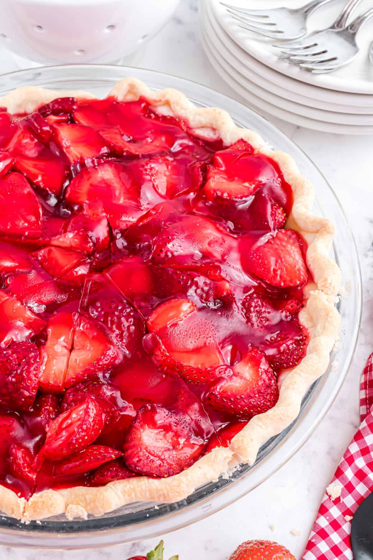 Fresh strawberry pie with strawberry jello in a pie crust.