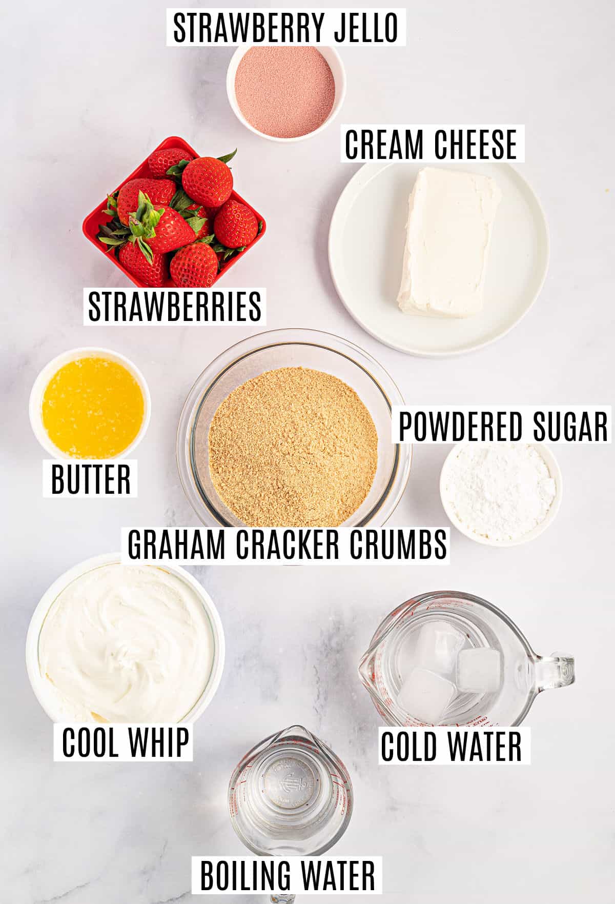 Ingredients needed to make no bake strawberry lasagna.