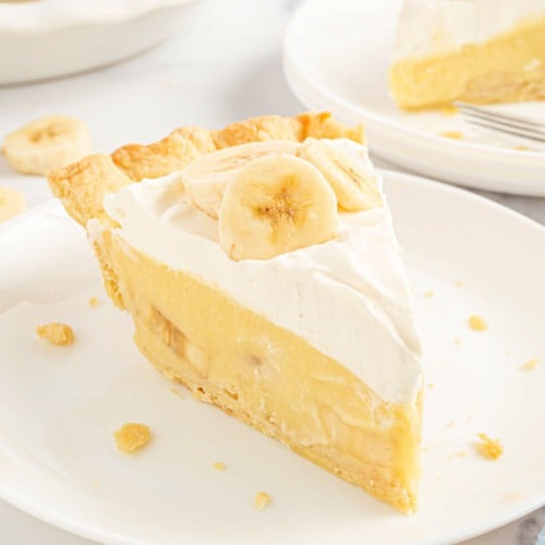 Banana Cream Pie is a classic dessert for a reason! The flaky pie crust, rich, creamy custard filling and the fluffy whipped topping make for a delicious chilled dessert that always hits the spot.