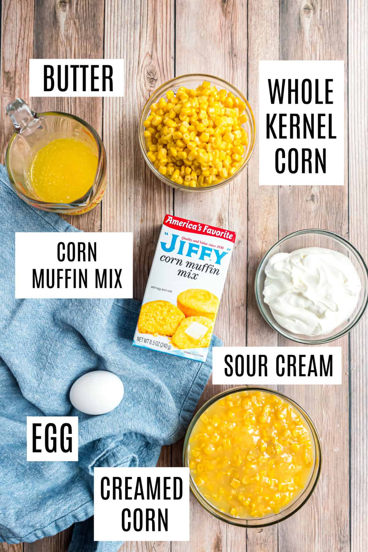 Ingredients needed to make jiffy cornbread casserole.