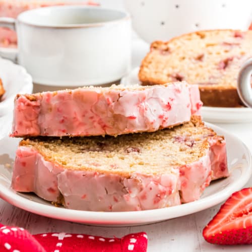 The aroma of fresh Strawberry Bread baking is hard to resist. That’s why it’s always strawberry season in my kitchen. This quick bread recipe is my go-to because it only requires one bowl and 15 minutes of hands-on time. 
